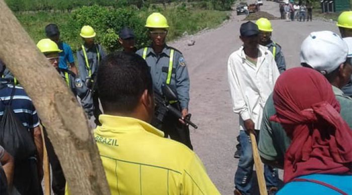 615f4f441c268bf6950564607f3f4986 L